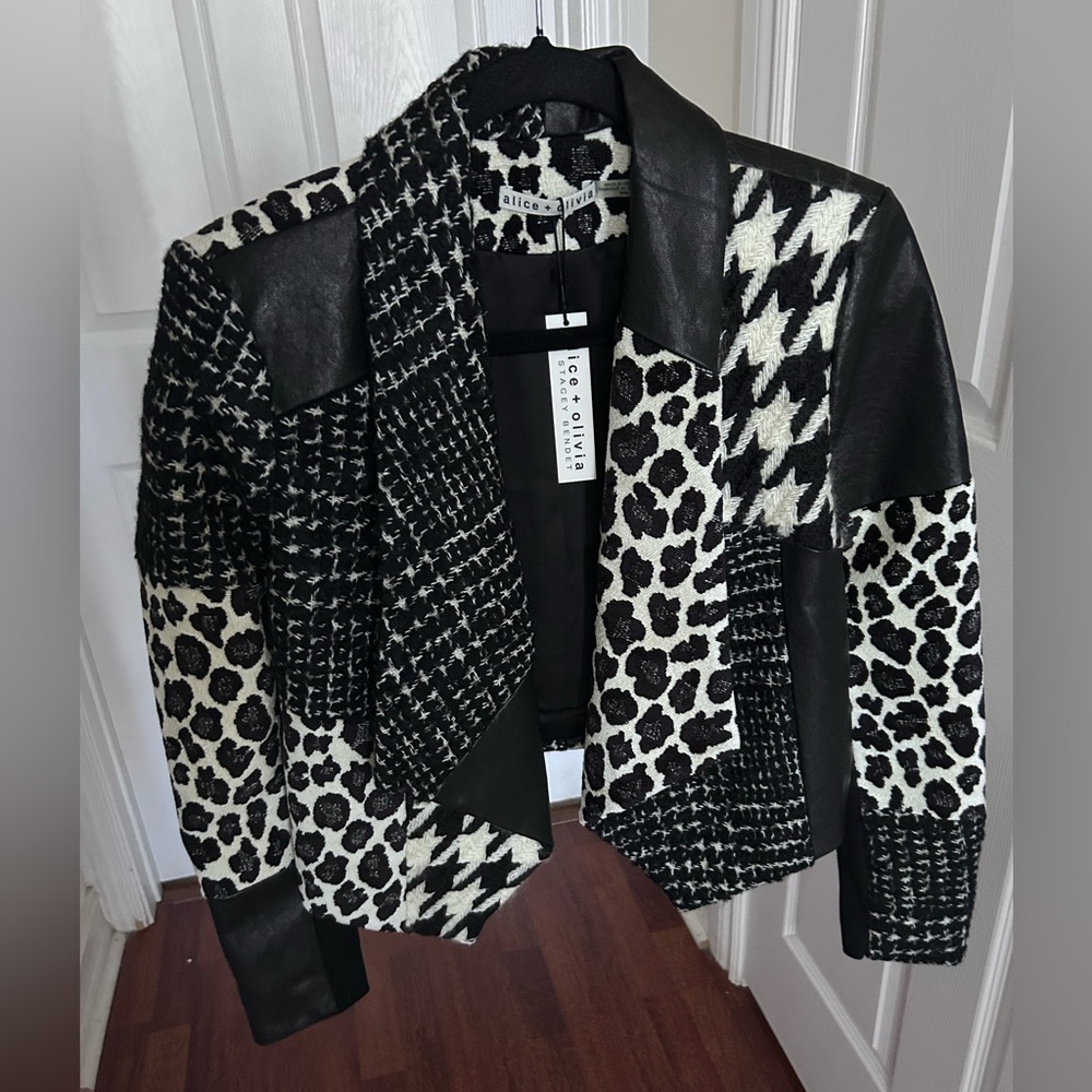 NWT Alice + Olivia Harvey Leather Patchwork Draped Lapel Blazer Jacket M - Picture 14 of 17